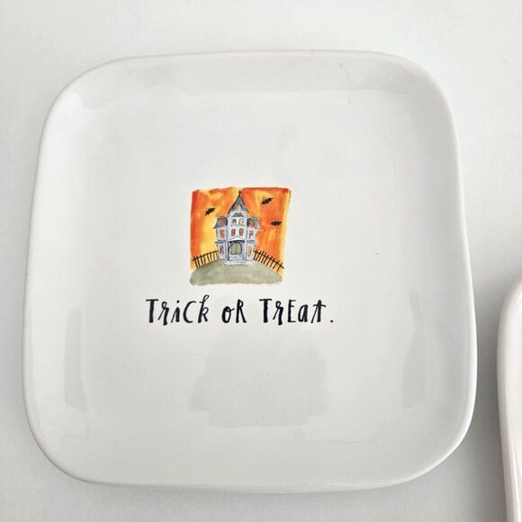NEW Rae Dunn | Set Of Two Halloween Trick Or Treat Happy Haunting Square Plates - Picture 6 of 7